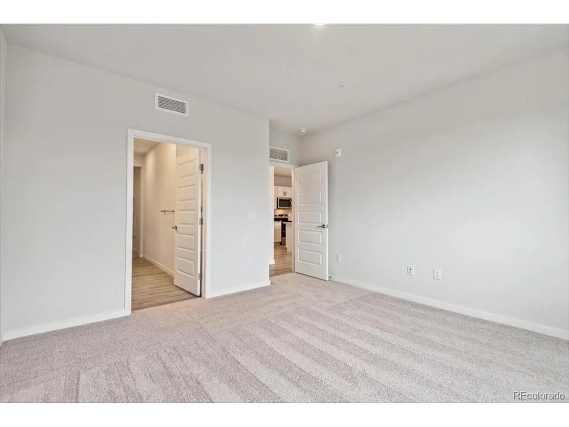 Photo of Unit 2306 at 485 Interlocken Blvd