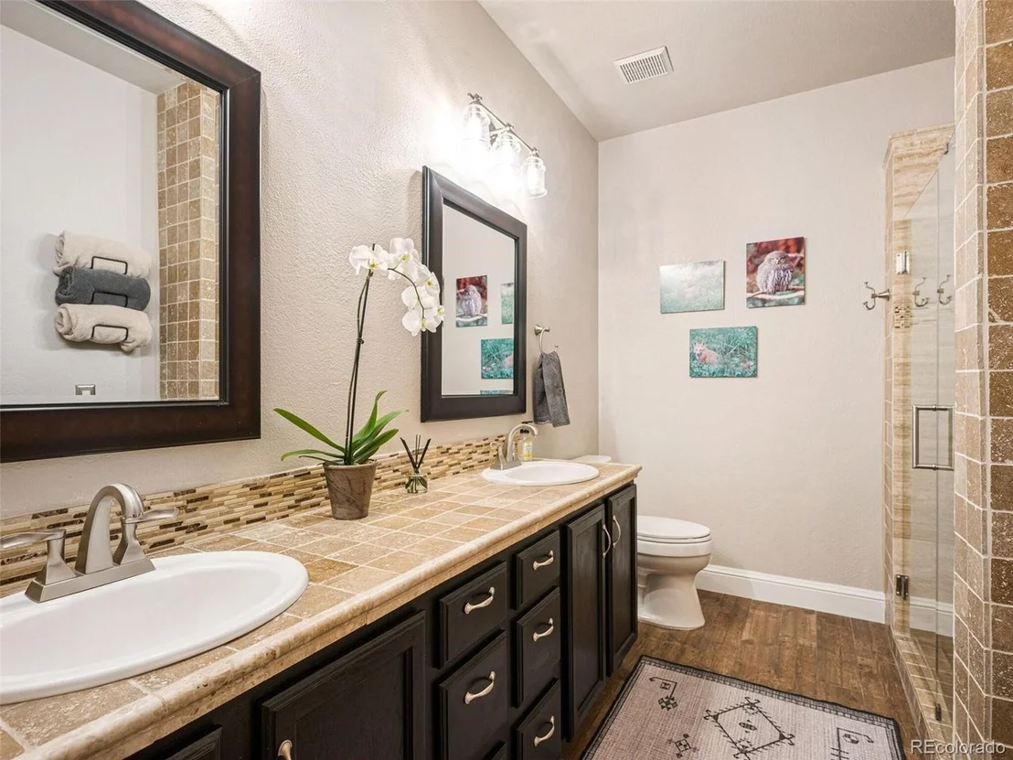 Photo of 137 Nuthatch Rd