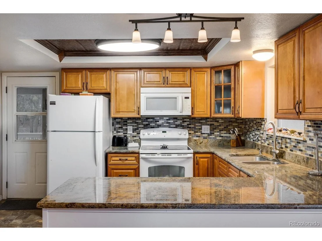 Photo of 11624 Flower Ln