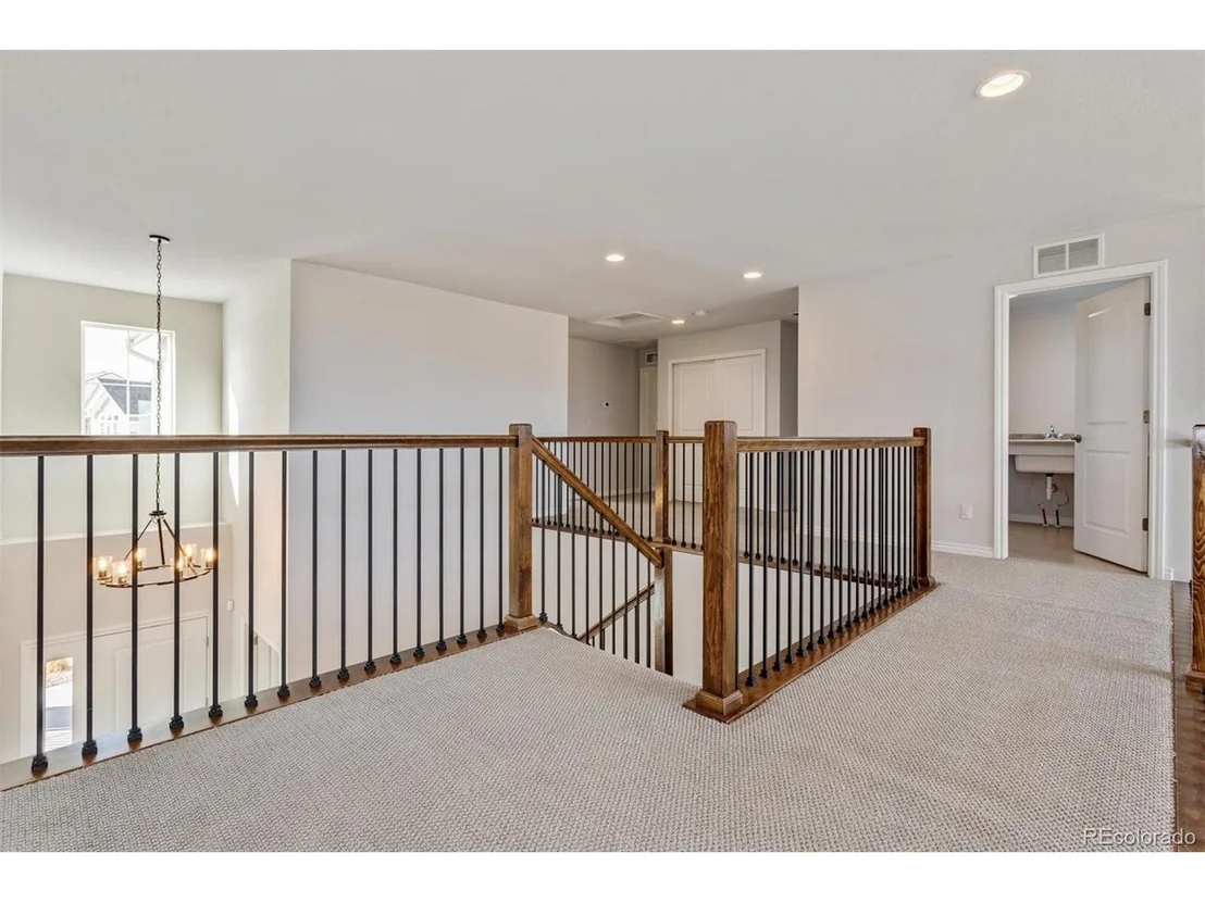 Photo of 9494 Noble Way