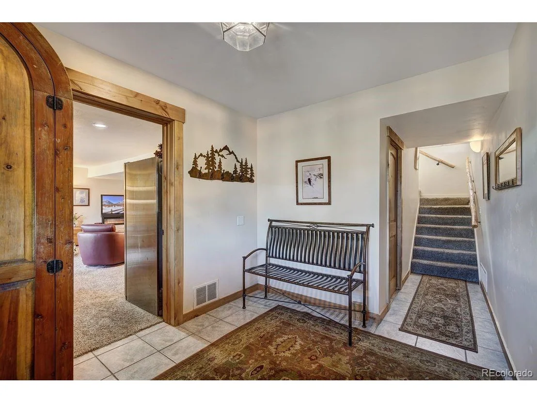 Photo of 379 Hummingbird Cir