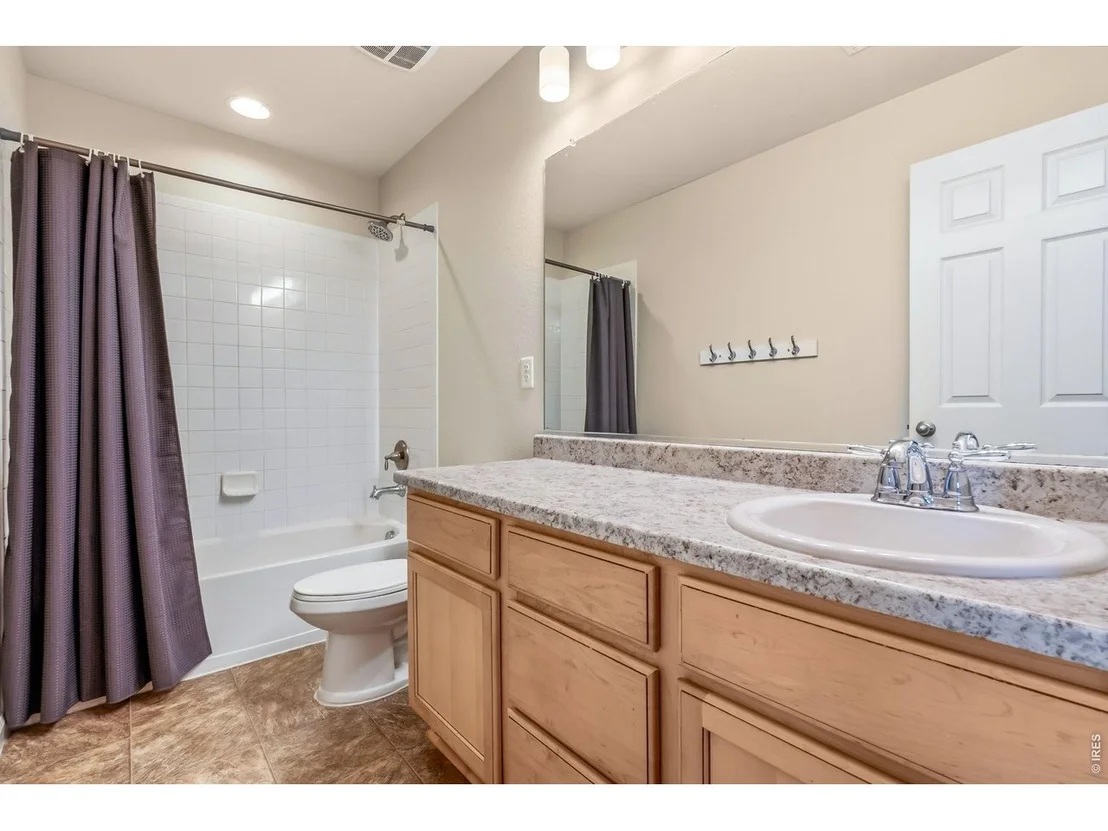 Photo of 6759 Rainier Rd