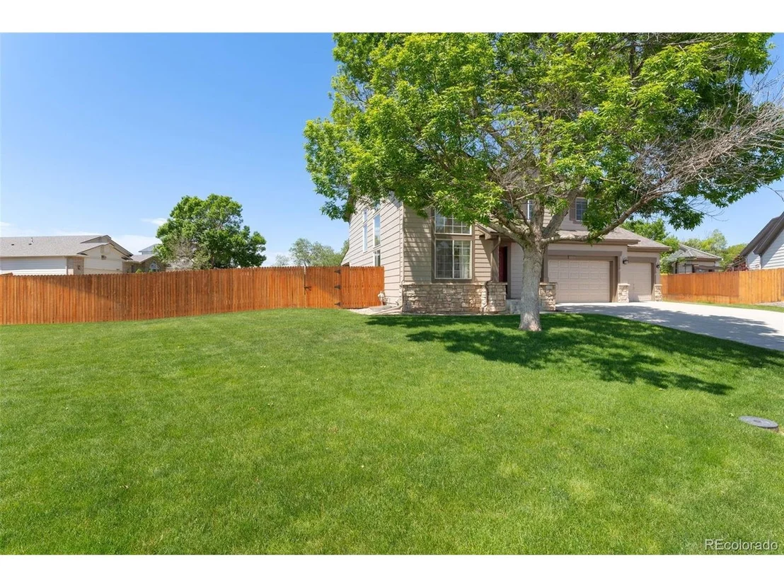 Photo of 12814 Forest Cir