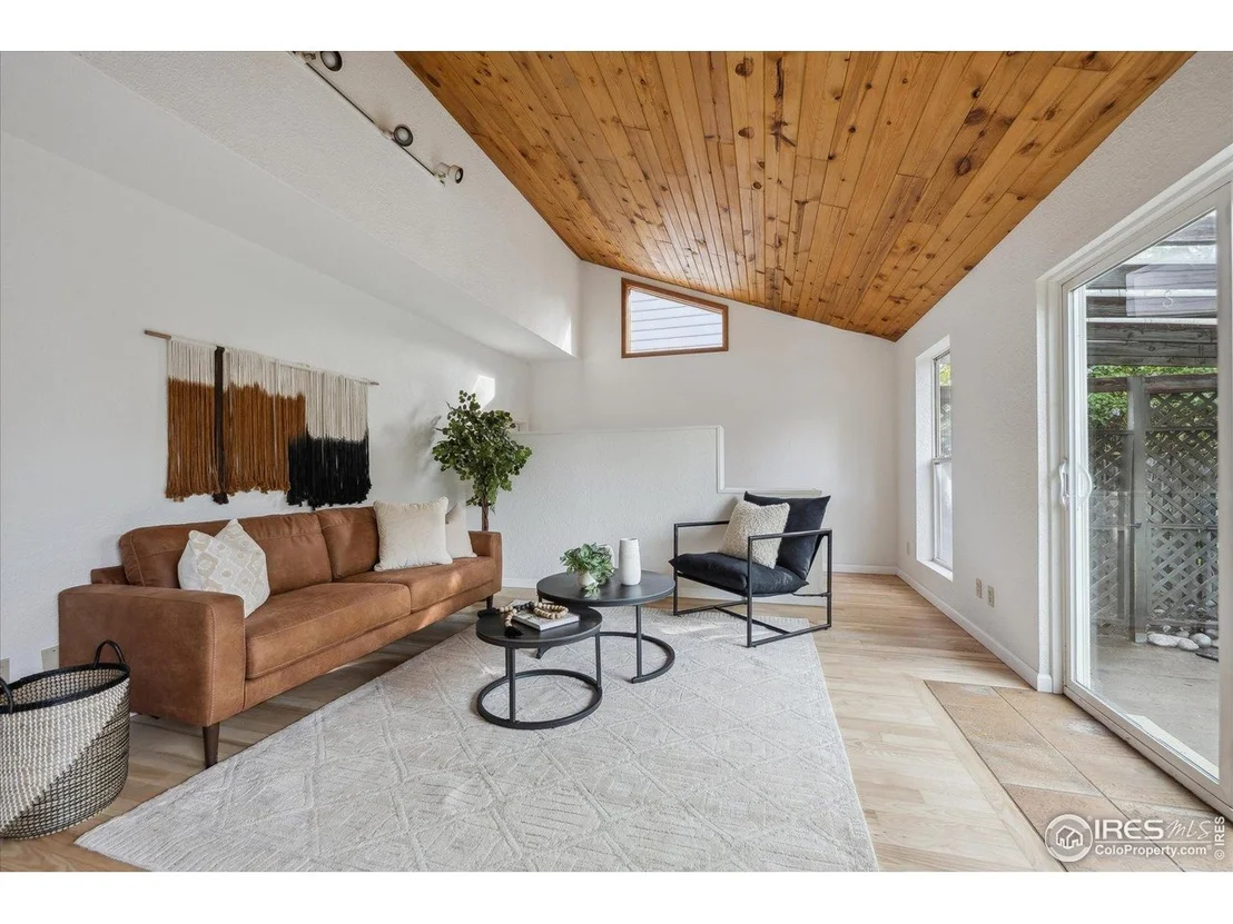 Photo of 1032 Pegasus Pl