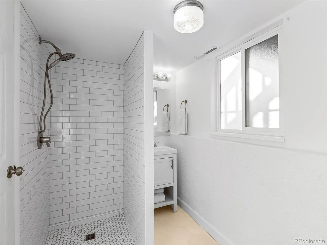 Photo of 158 Mcshane Pl