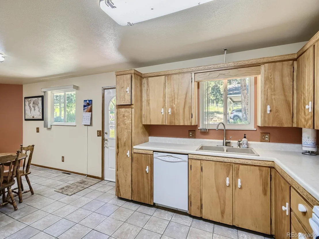 Photo of 5761 Cliff Rd