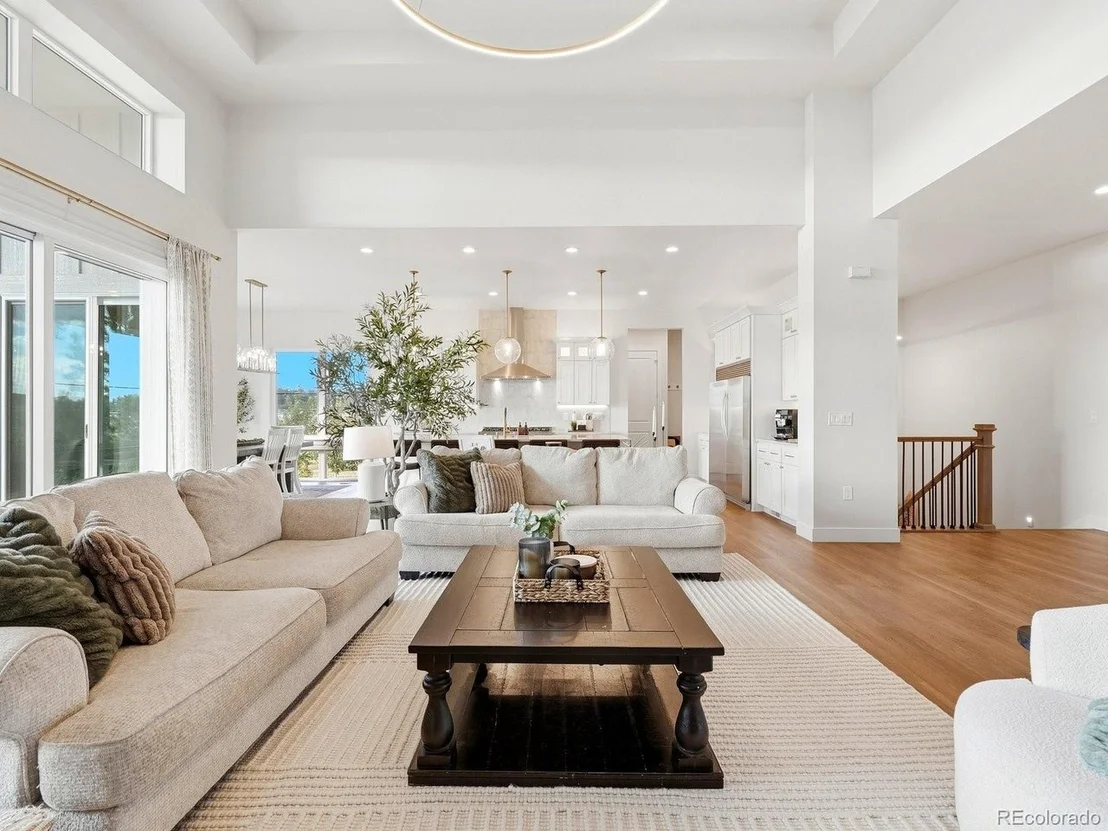 Photo of 1675 Arrowpoint Ct