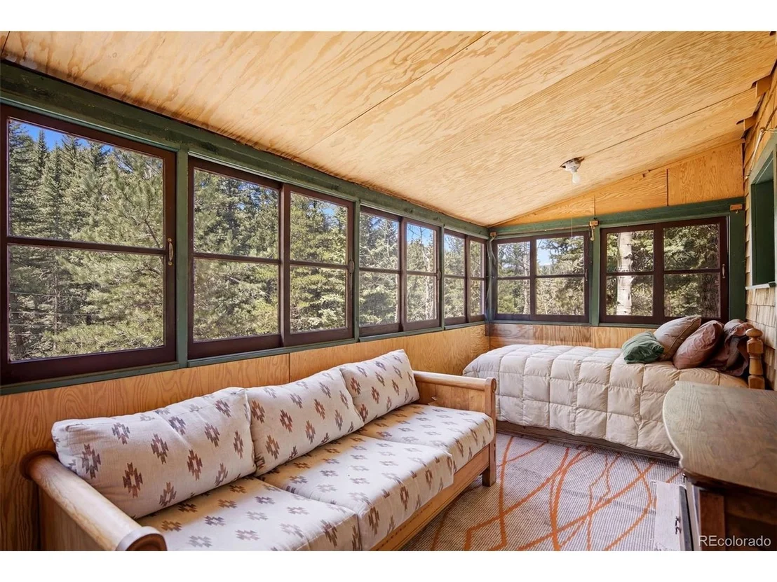 Photo of 652 Payne Gulch Rd