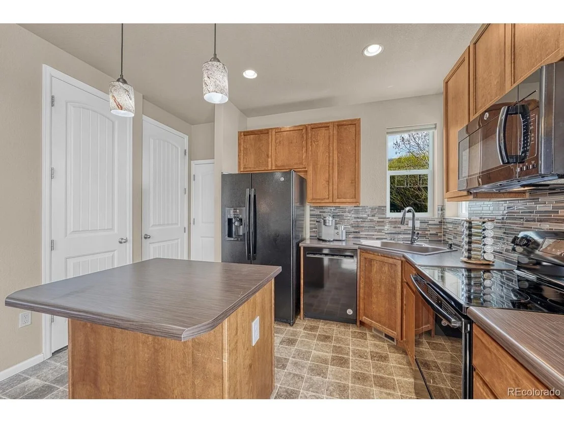 Photo of 490 Dukes Way