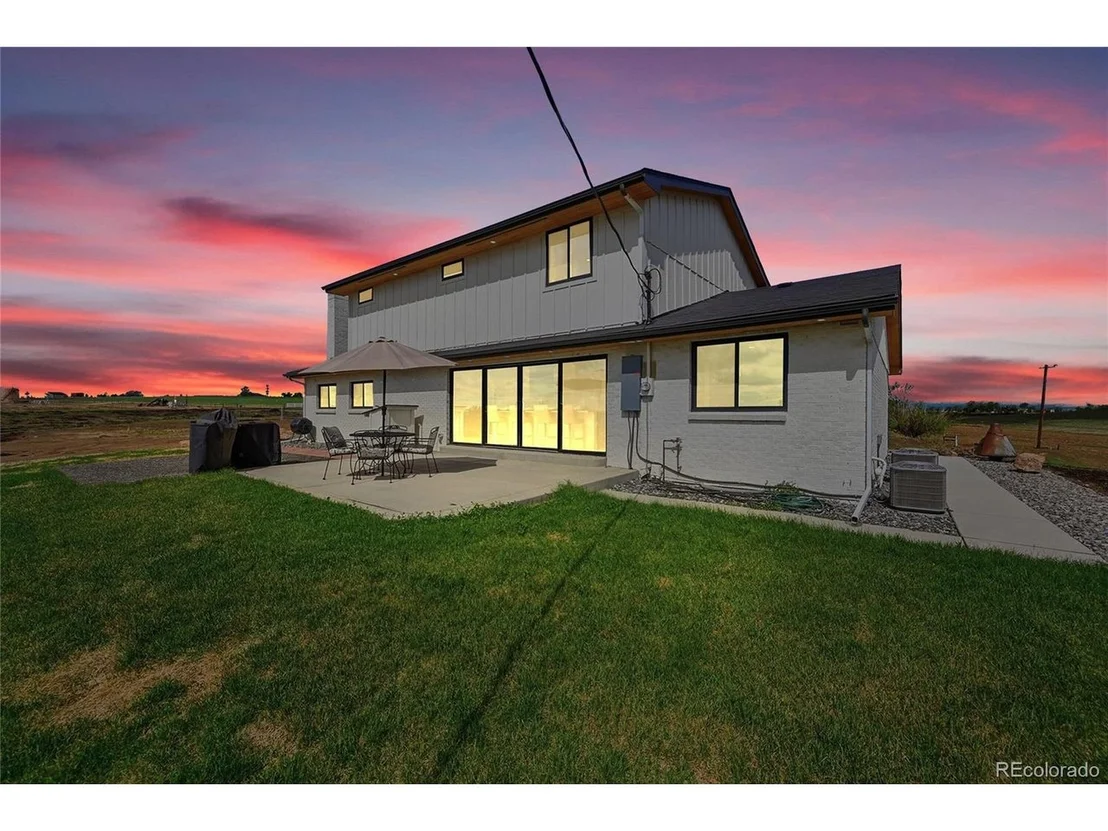 Photo of 434 County Road 16 1/2