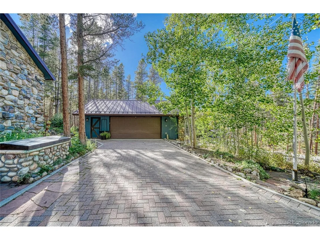 Photo of 212 Rafferty Dr