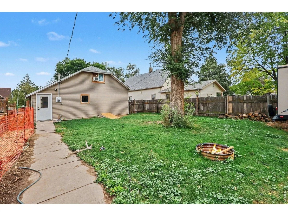 Photo of 315 1st Ave