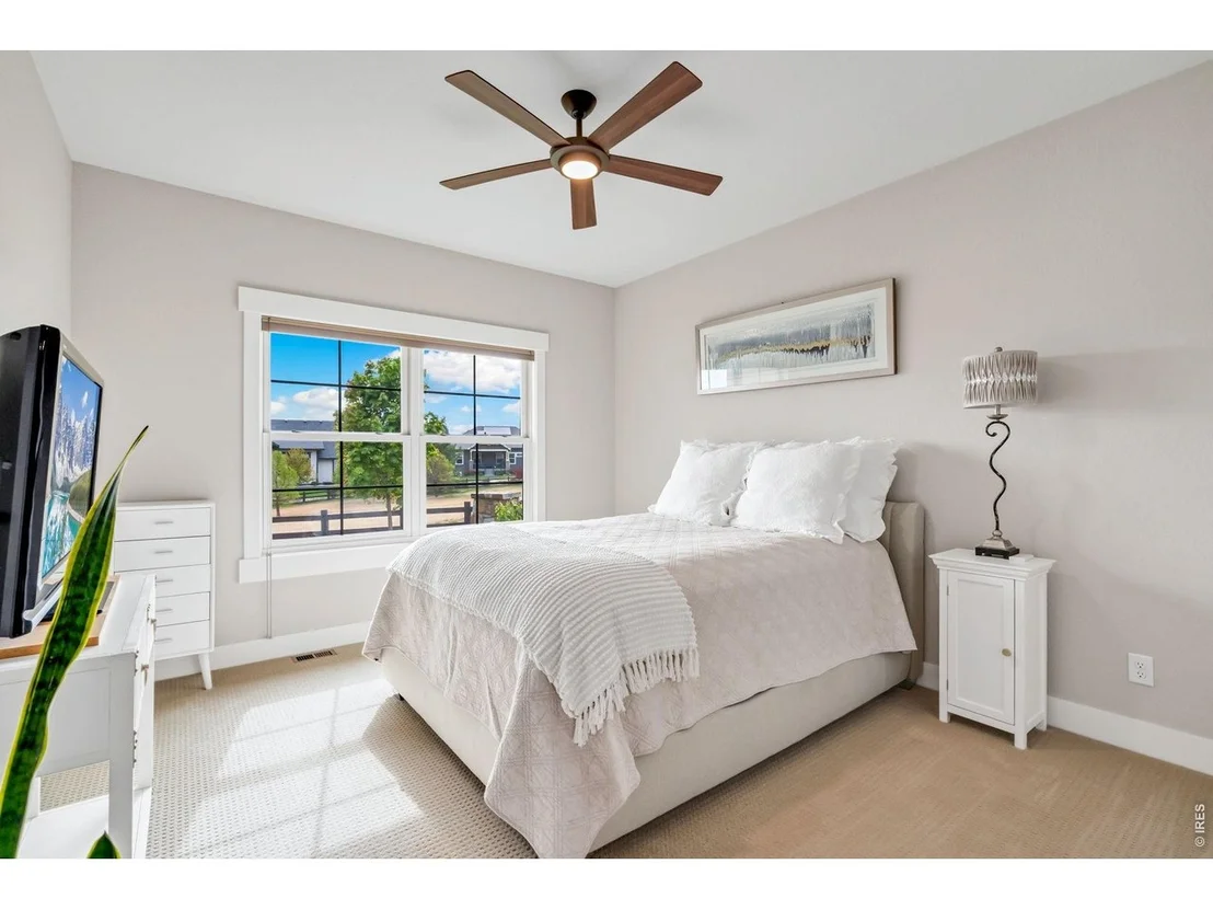 Photo of 1115 Waterfall St