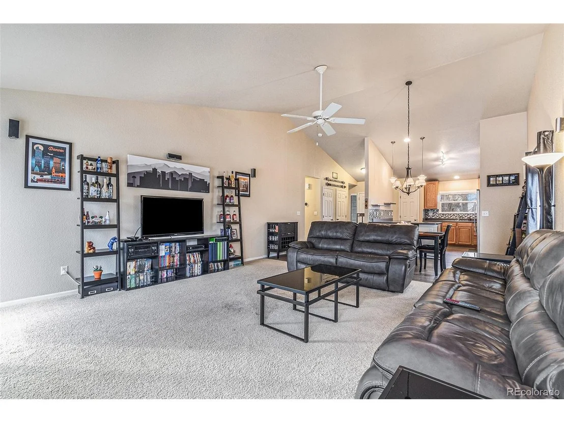 Photo of 5734 Hickory Cir
