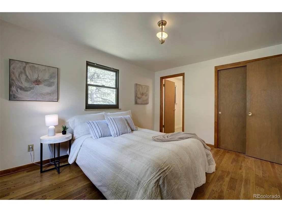 Photo of 25382 Mosier Cir