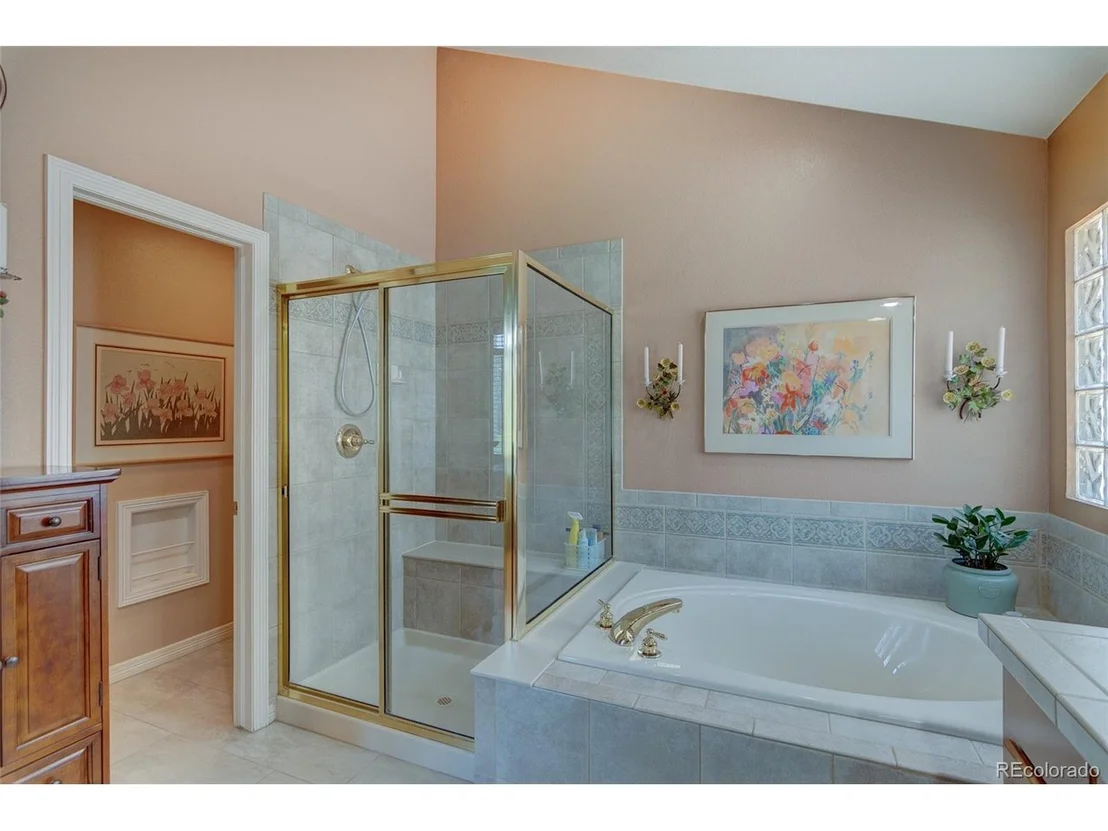 Photo of 1393 Castlepoint Cir