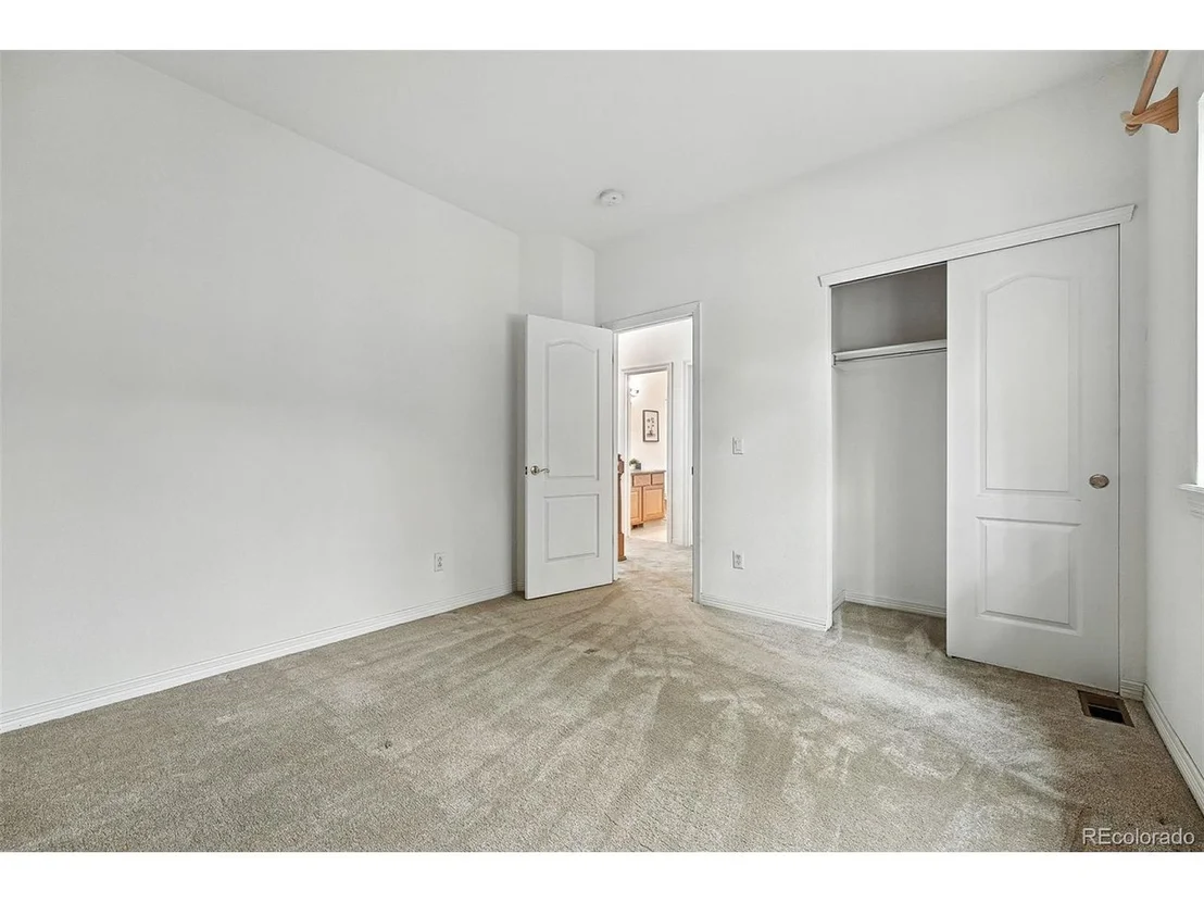 Photo of 146 Estack Pl