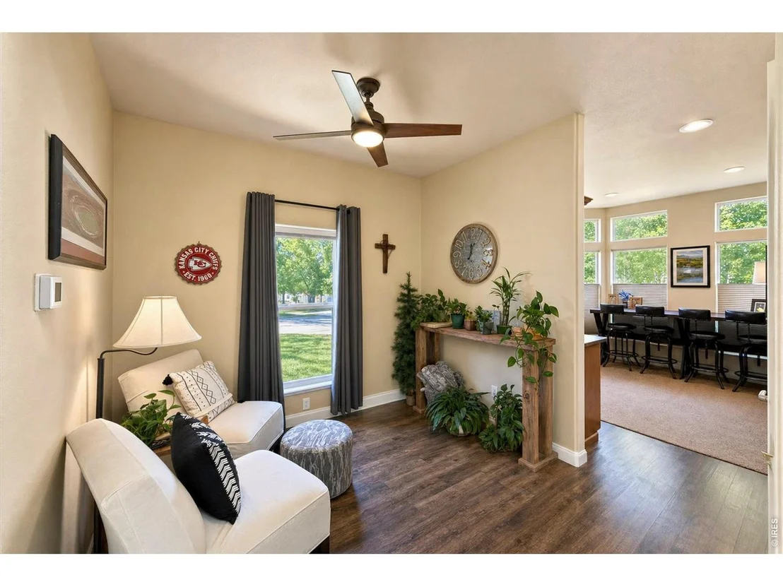 Photo of 7920 Mountain View Dr