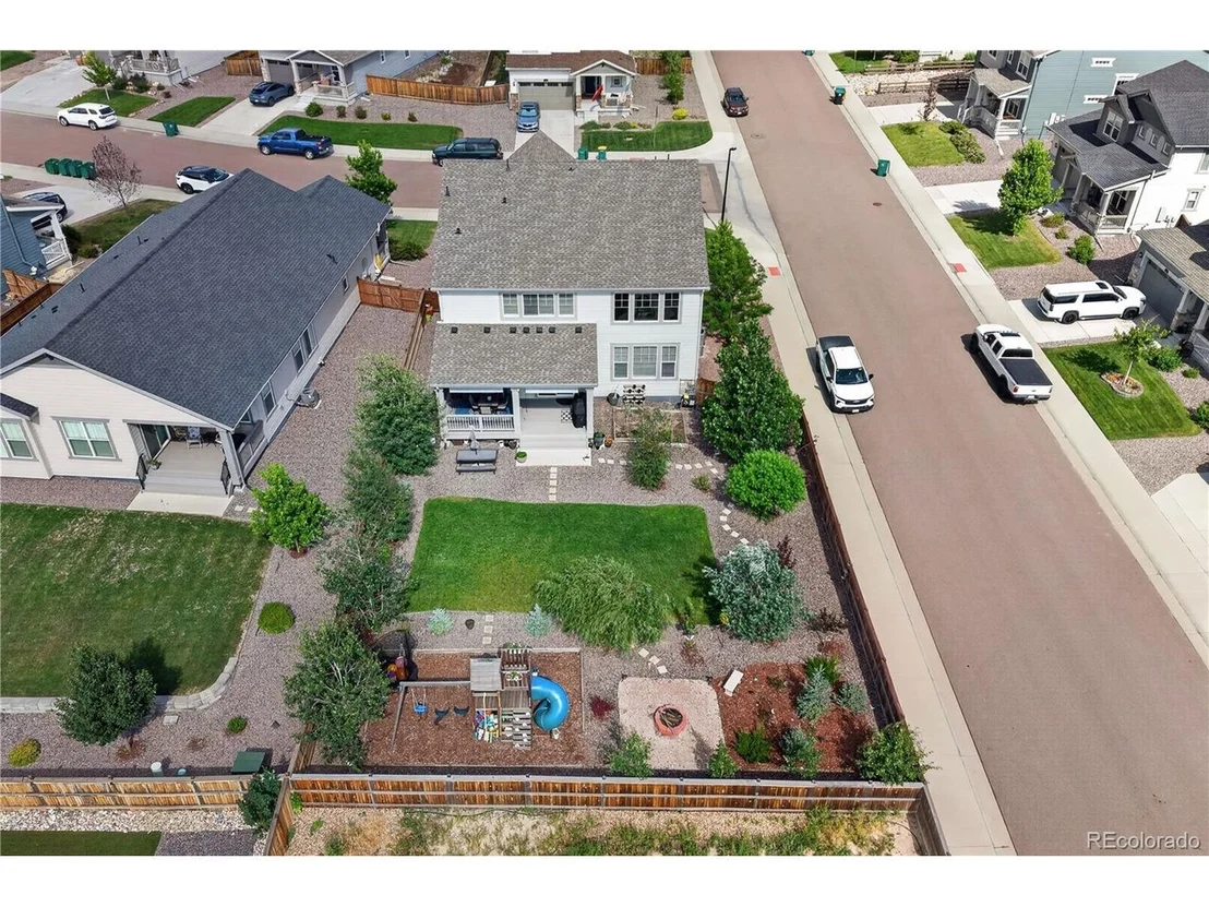 Photo of 963 Chokecherry Ct