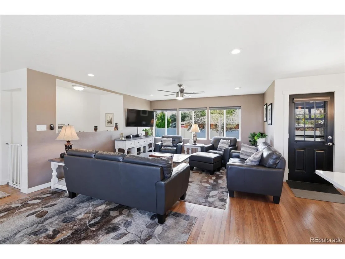 Photo of 2705 Sunset Ln