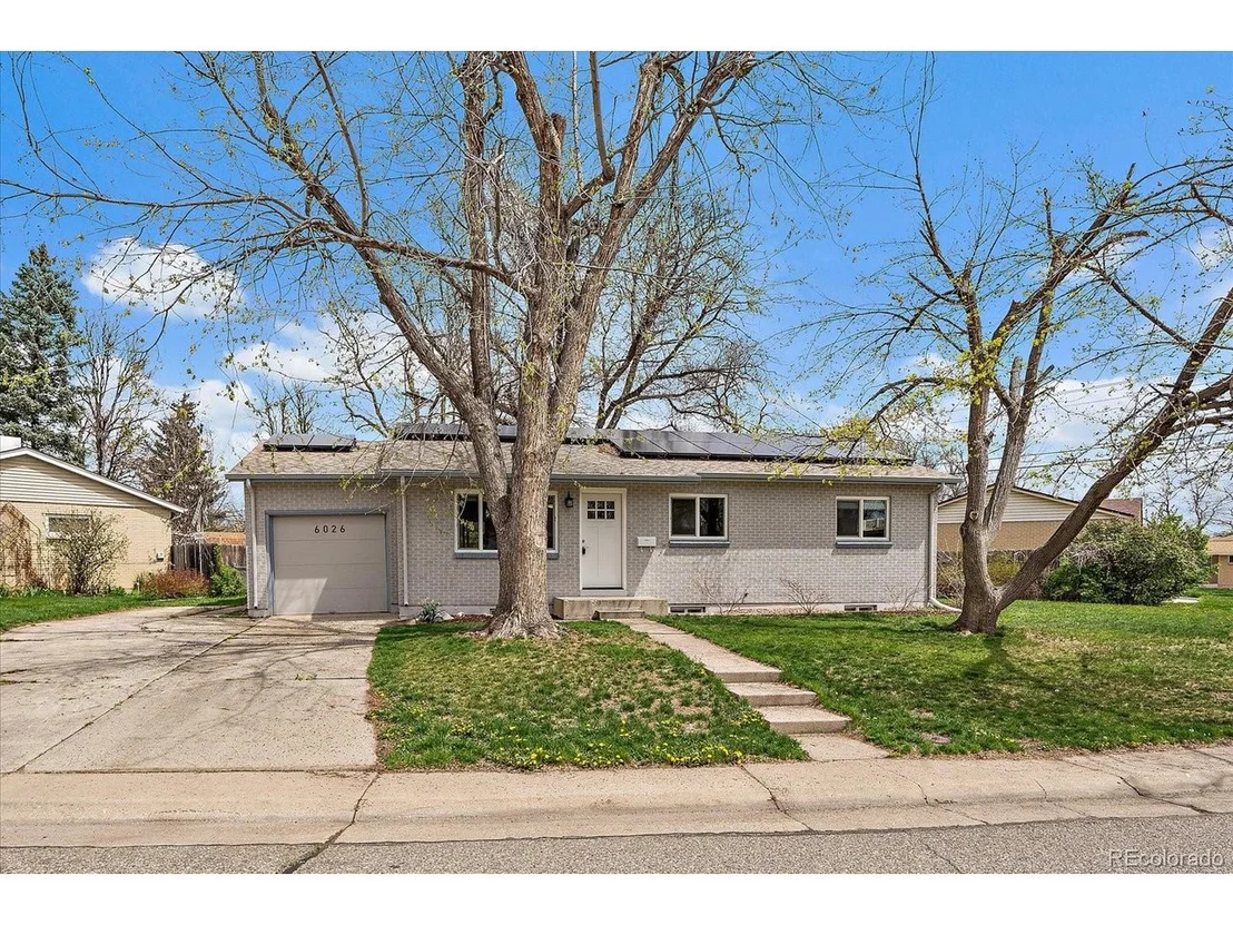 Photo of 6026 Iris Way