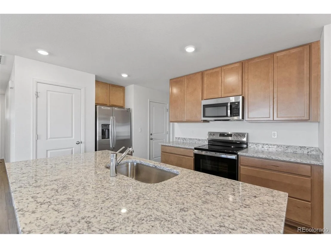 Photo of 47357 Bluebell Ave