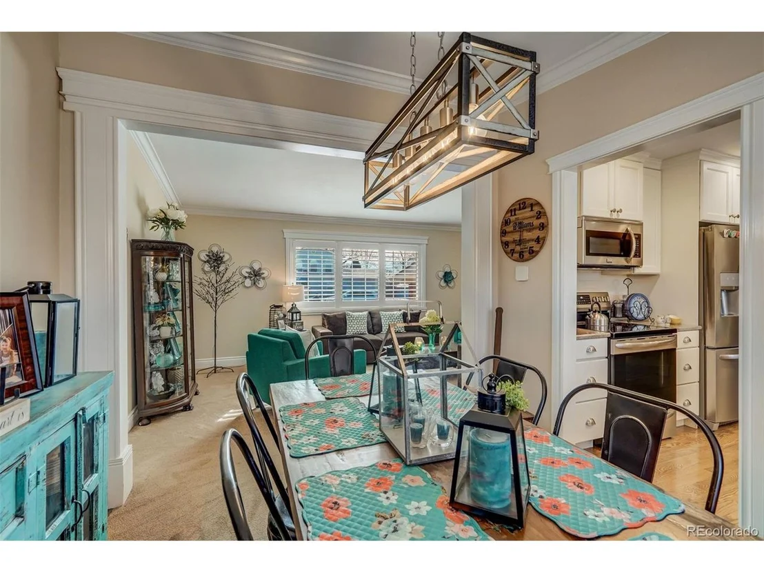 Photo of 7 Belaire Dr