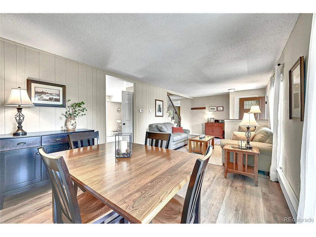 Photo of 1093 Lilac Cir