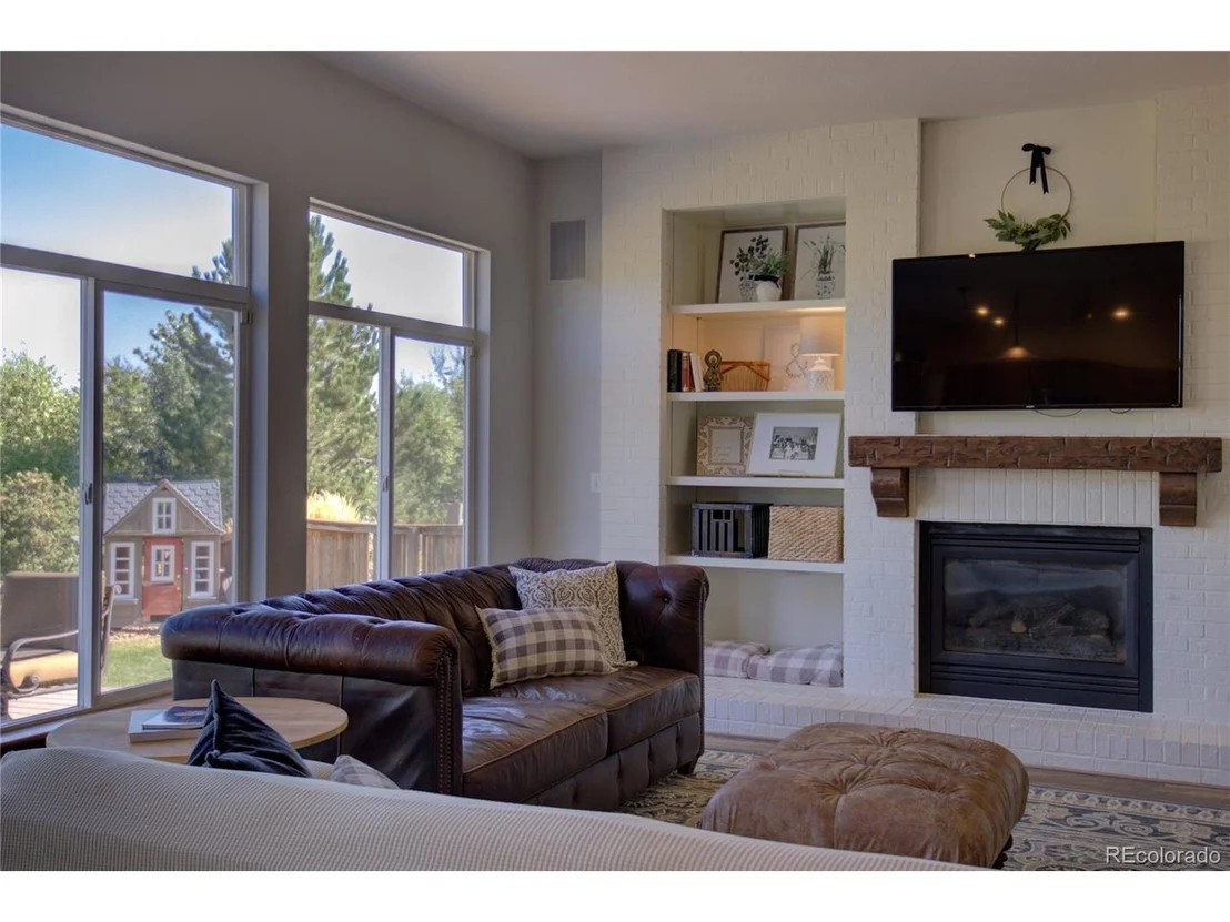 Photo of 646 Clarendon Dr