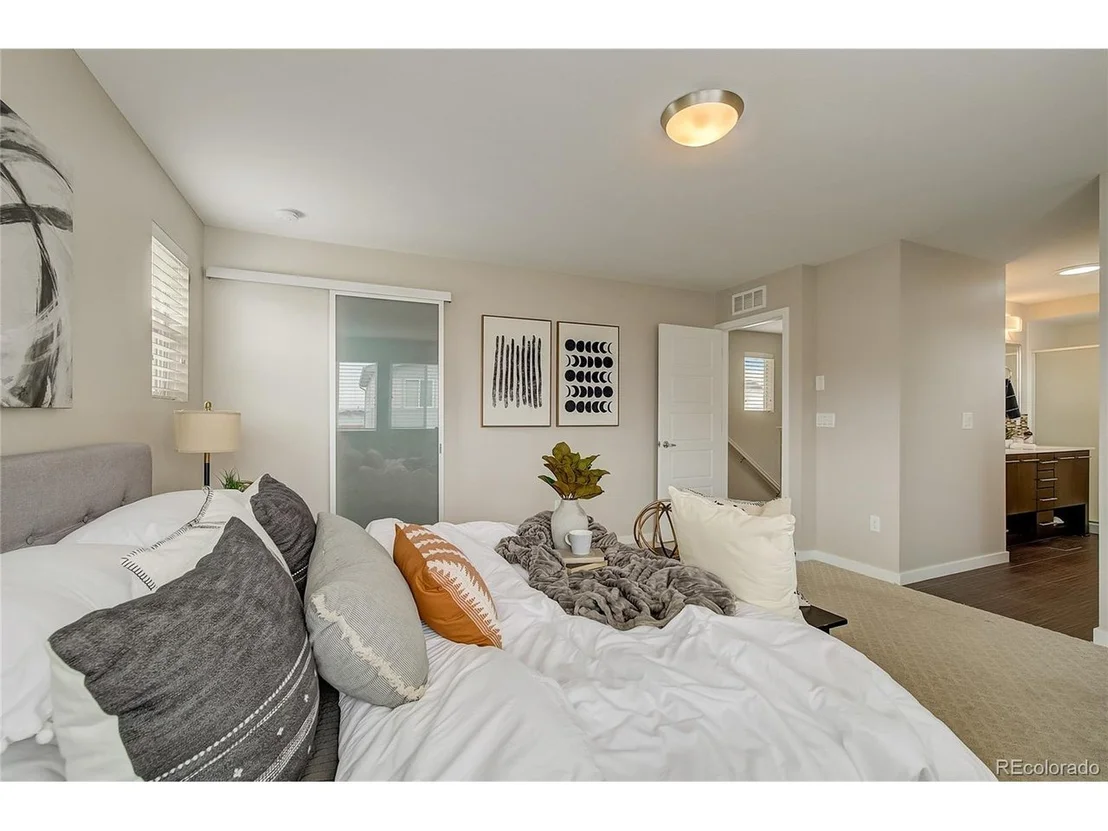 Photo of 9646 Dunning Cir