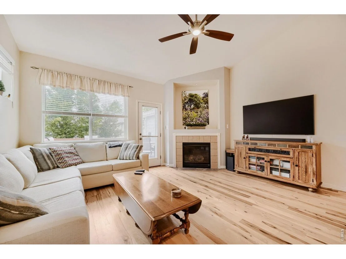 Photo of 537 Peregrine Cir