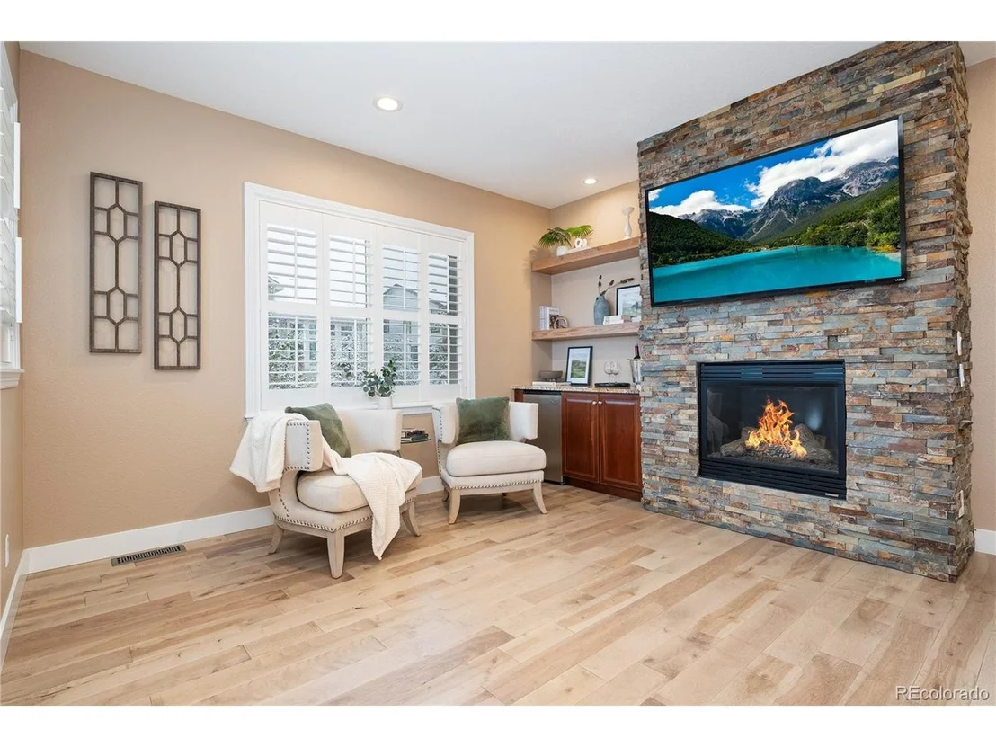 Photo of 10960 Glengate Cir