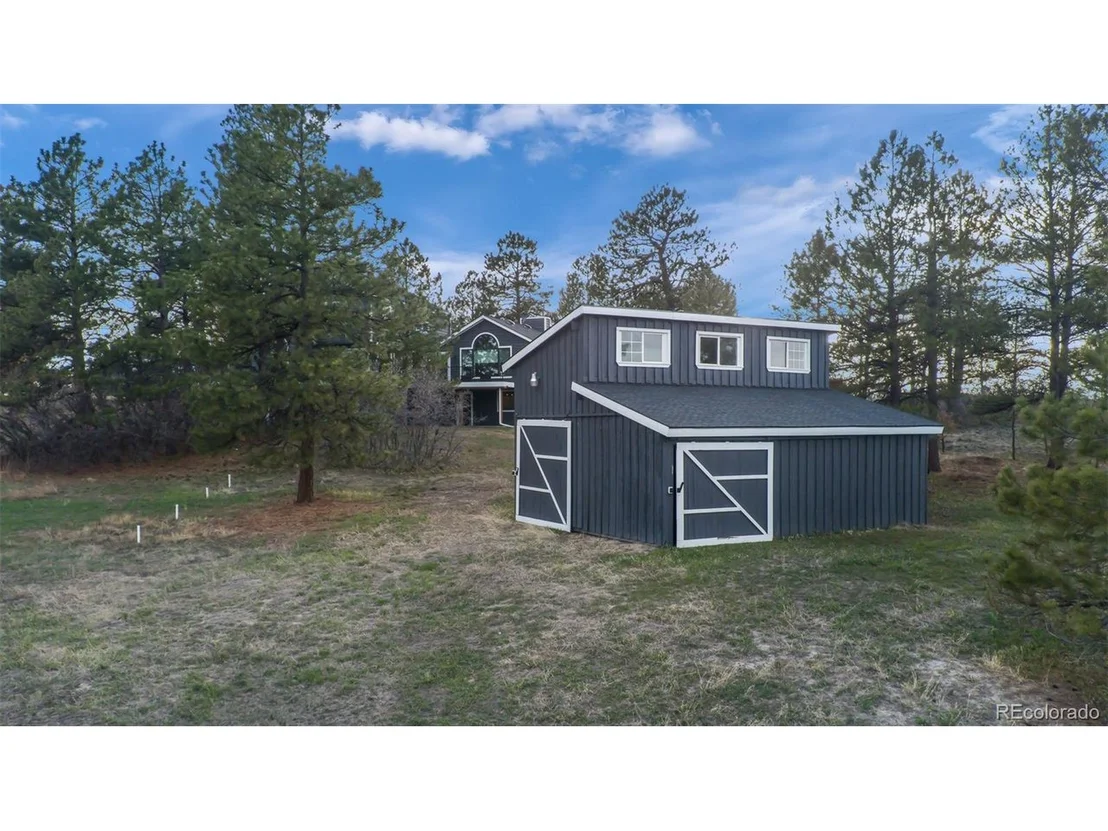 Photo of 1494 Deerpath Rd
