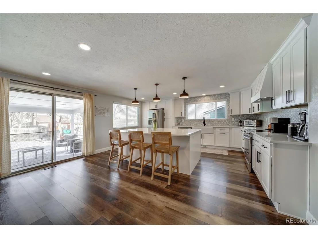 Photo of 9601 Sierra Dr
