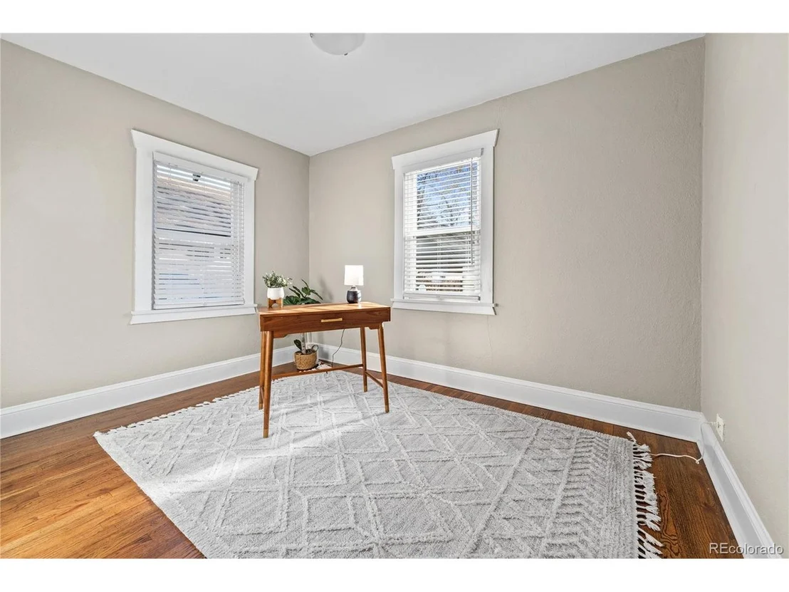 Photo of 1620 Elm St