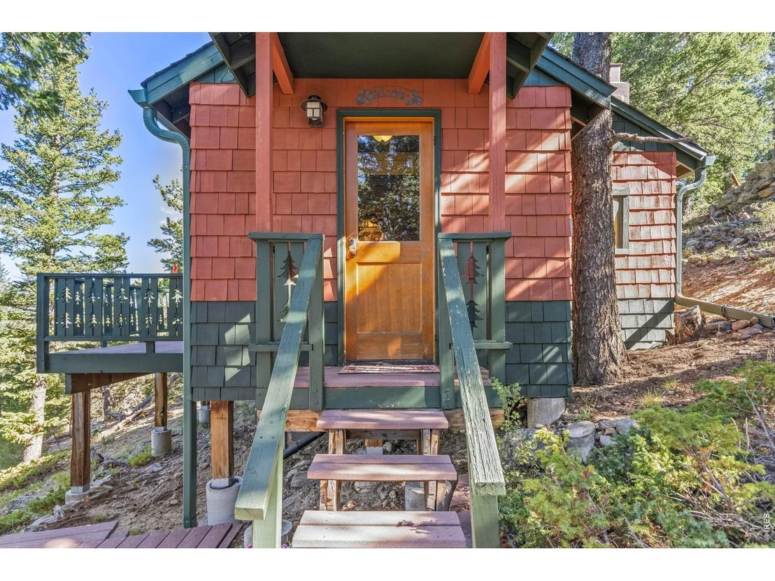 Photo of 105 Observatory Pl