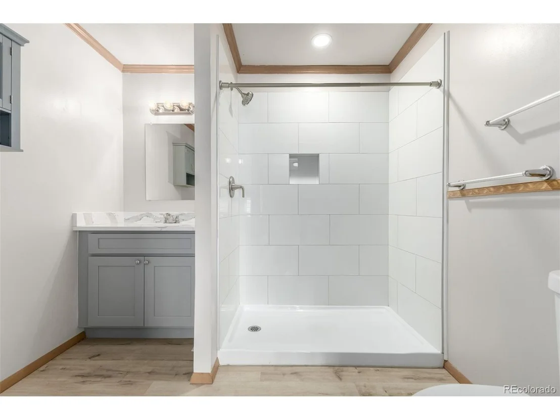 Photo of 5675 Bryant St