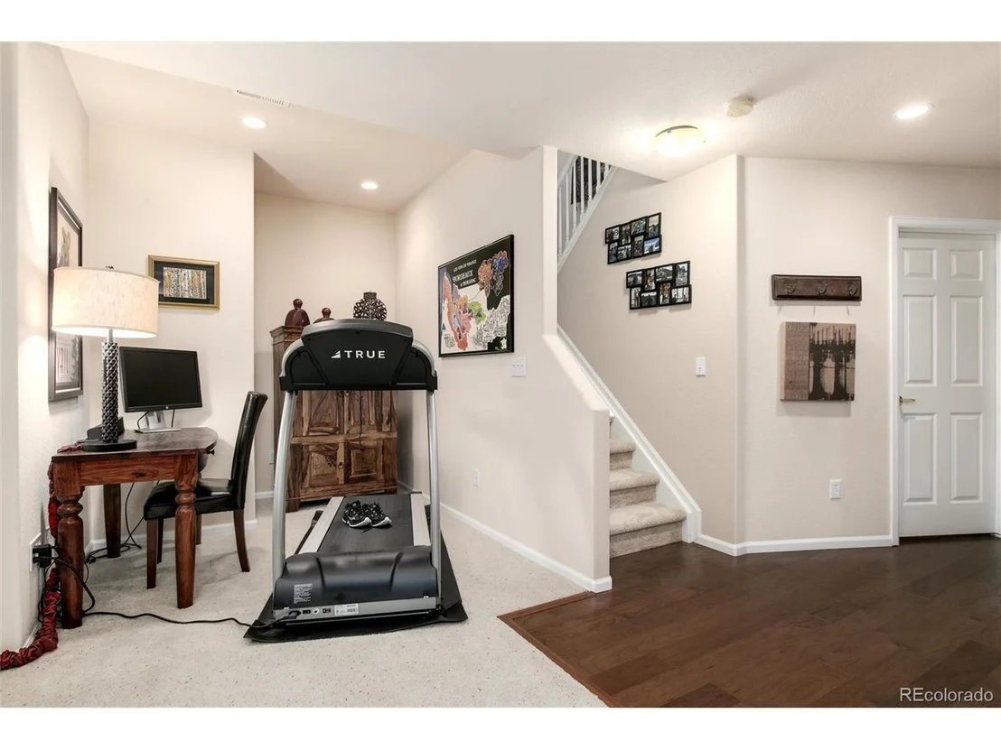 Photo of 9033 Meadow Hill Cir
