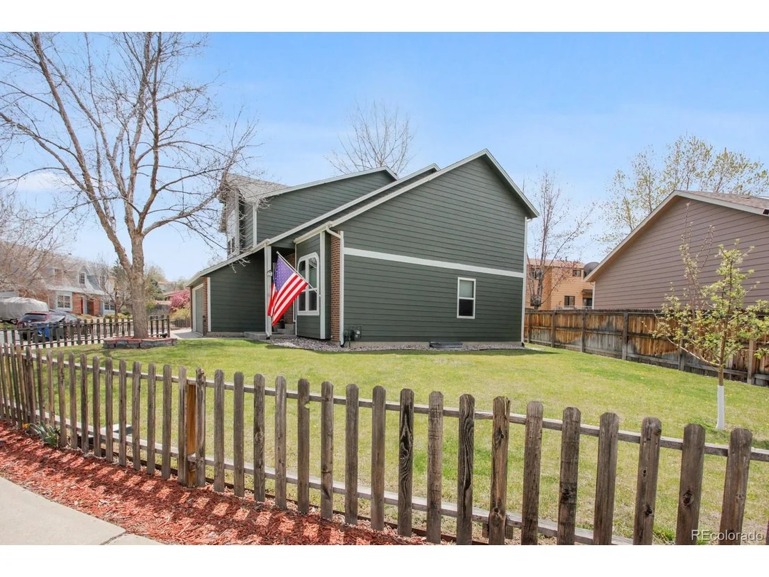 Photo of 2730 W 106th Cir