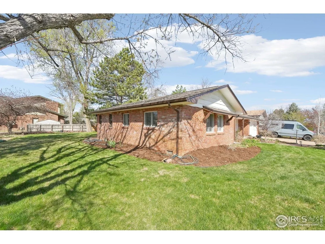 Photo of 803 Laurel Ave
