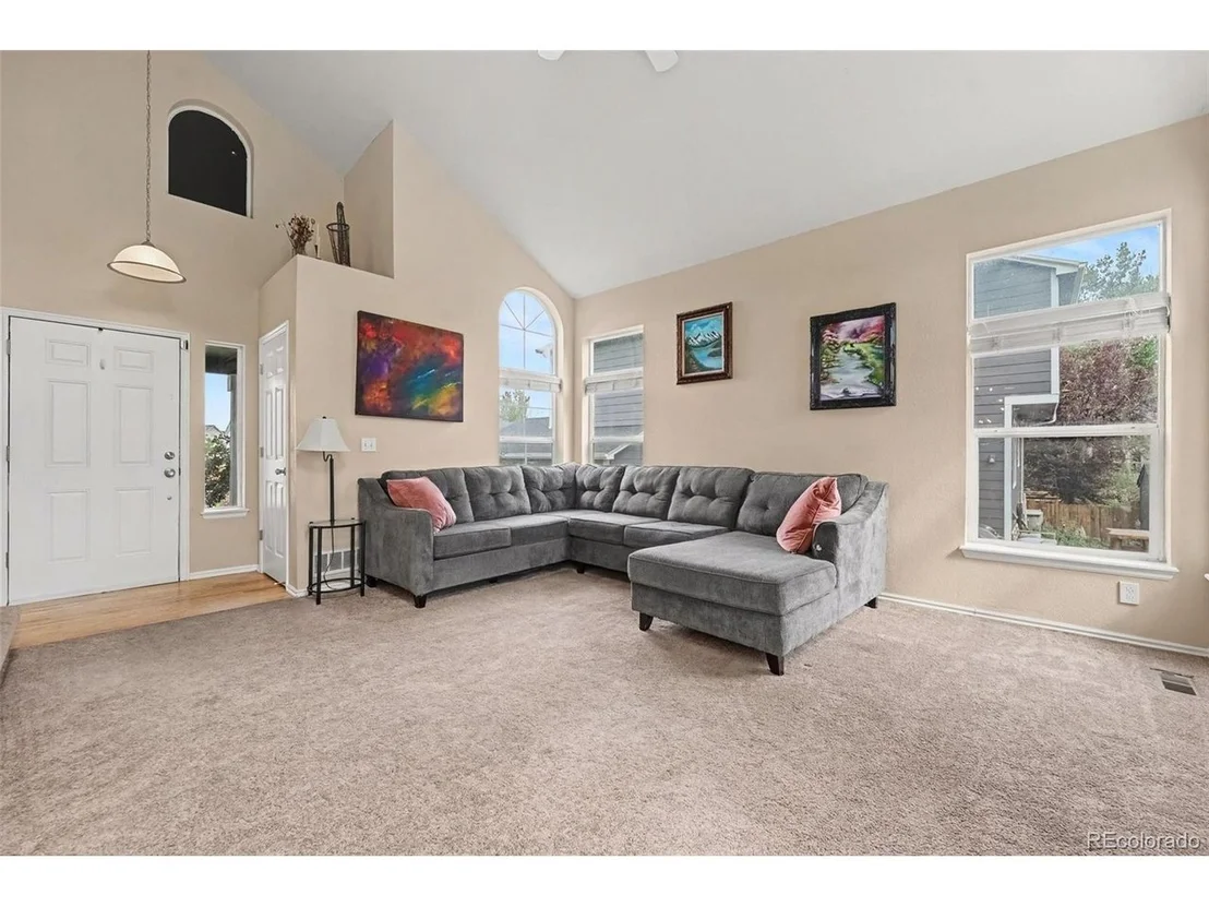 Photo of 16254 Blueleaf Pl