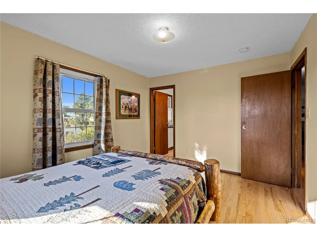 Photo of 6345 Arrowhead Trl