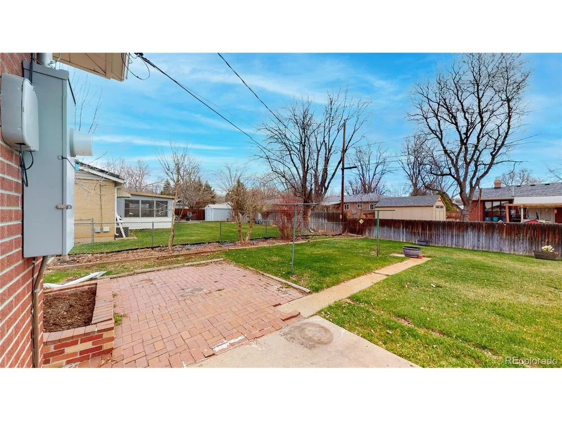 Photo of 6684 Kline St