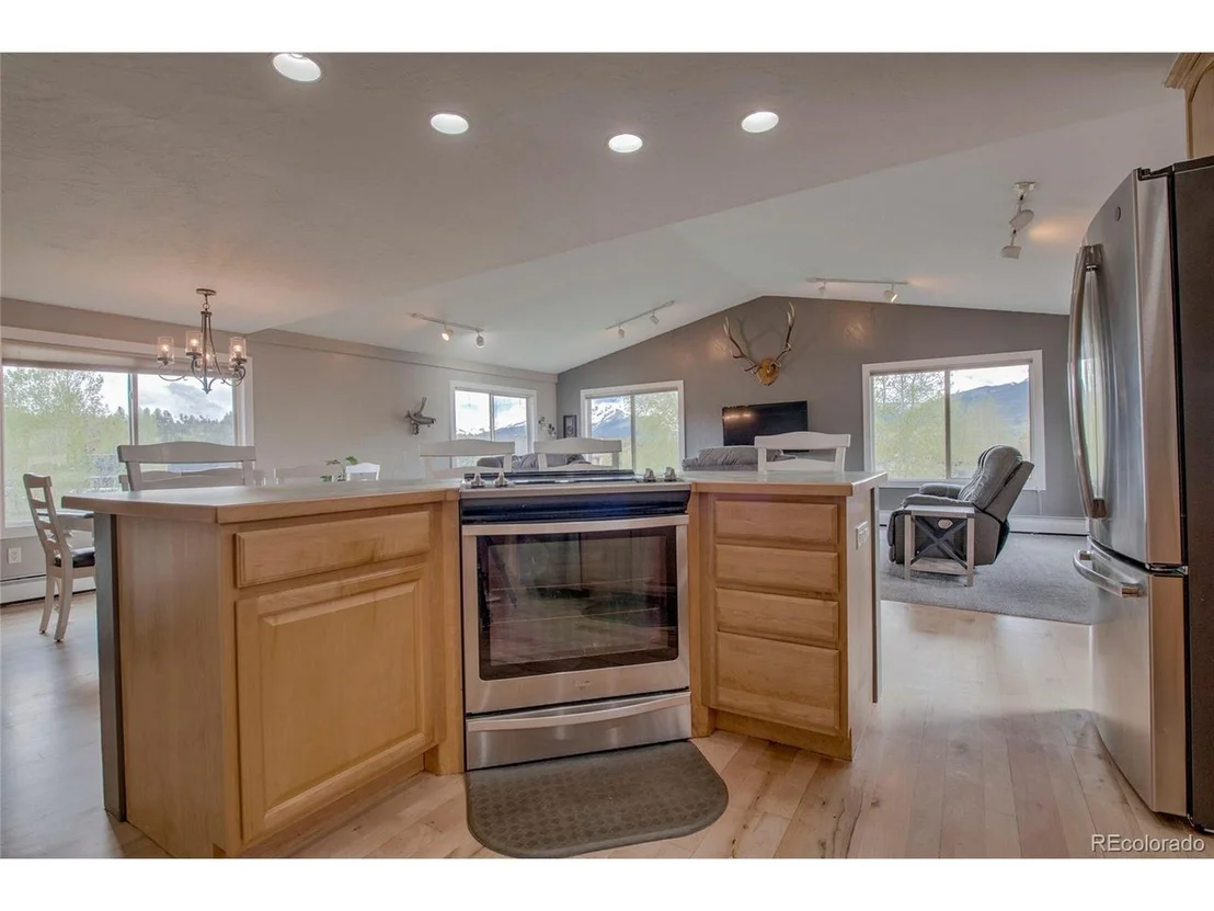 Photo of 231 Alpine Rd