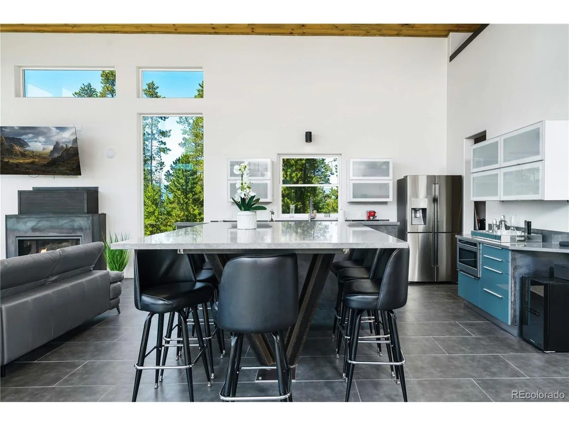 Photo of 28 Rainbow Dr