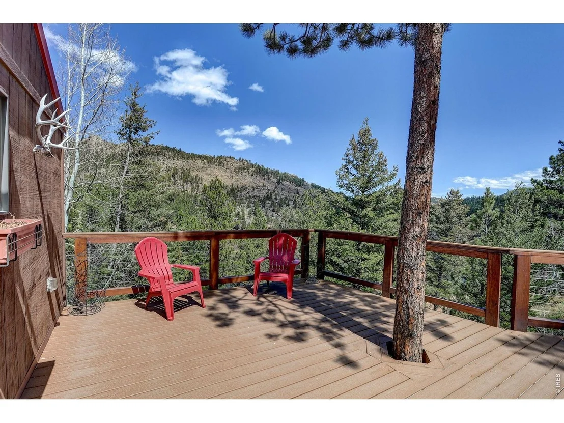 Photo of 760 Hickory Dr