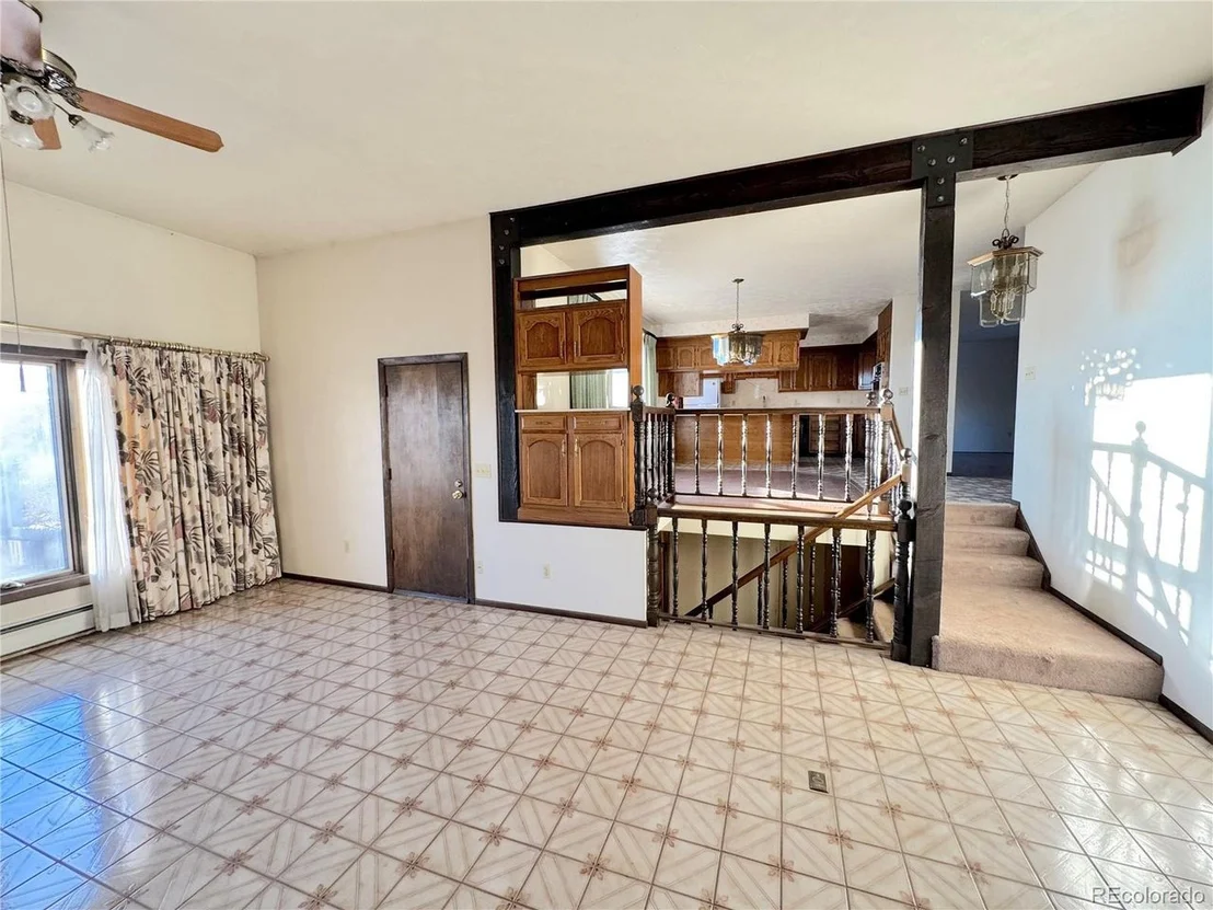 Photo of 6861 Oberon Rd