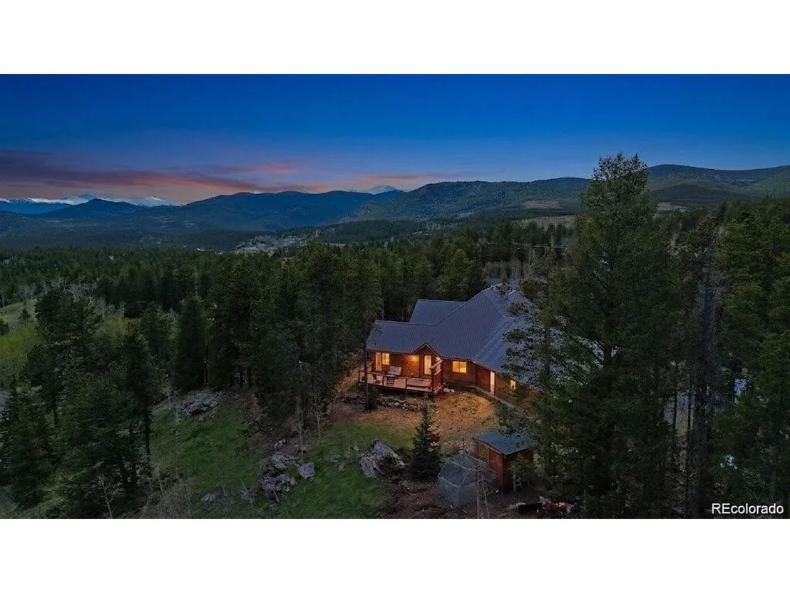 Photo of 350 Foxtail Dr