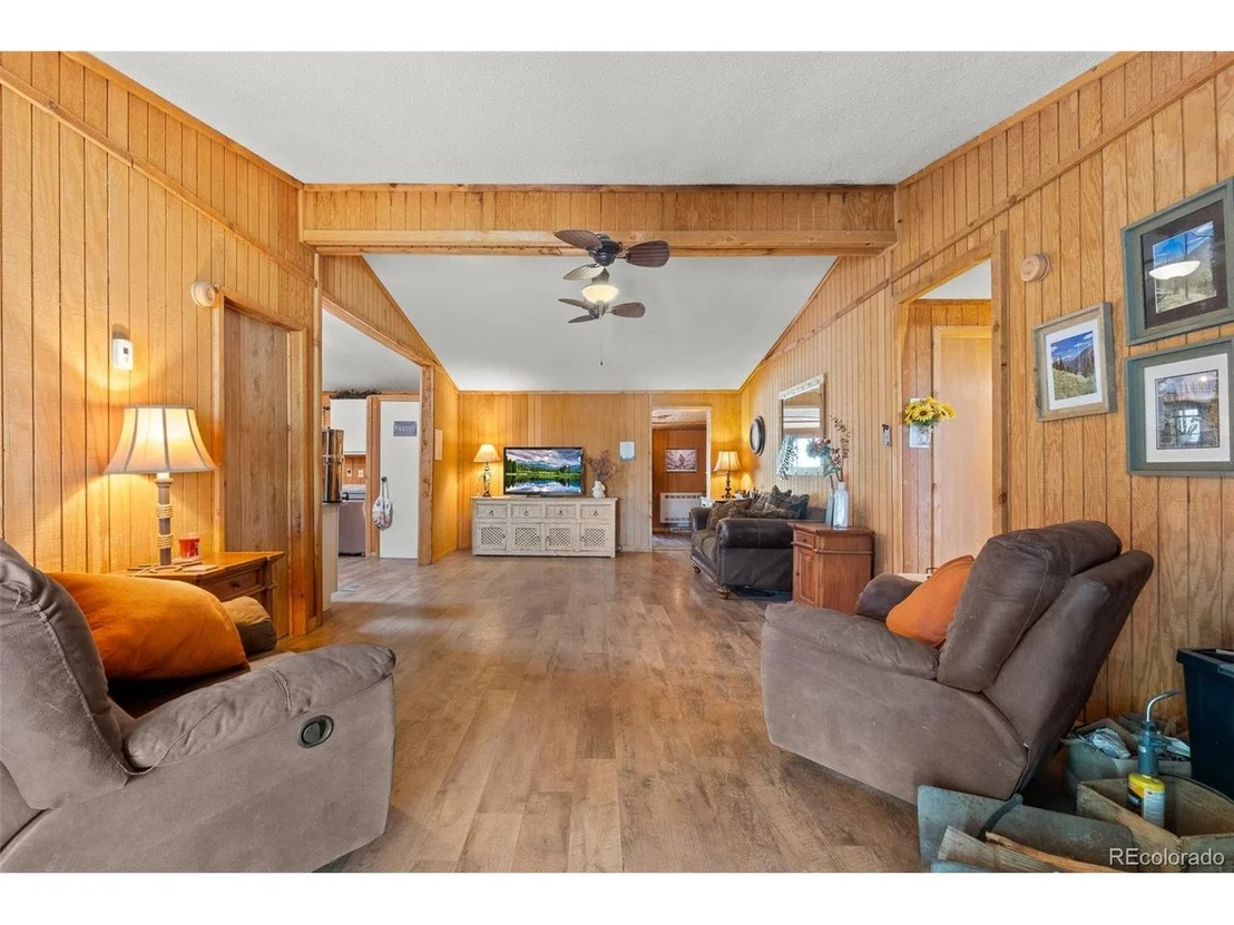 Photo of 242 Poplar Ln