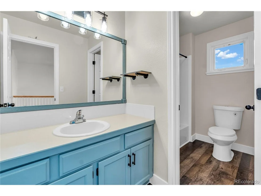 Photo of 154 Falcon Cir
